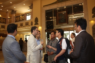 بازدید مهندس حسین ثابت،مالک هتل بزرگ از مراکز نیلوفر آبی در کیش